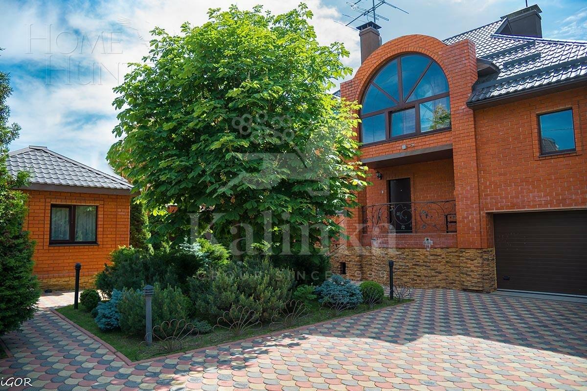 3-этажный коттедж 267 м² с отделкой