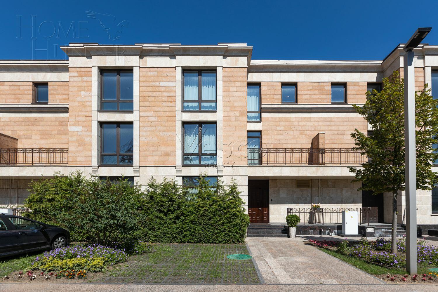 4-УРОВНЕВЫЙ ТАУНХАУС БЕЗ ОТДЕЛКИ 420 М² НА 1 ЭТАЖЕ