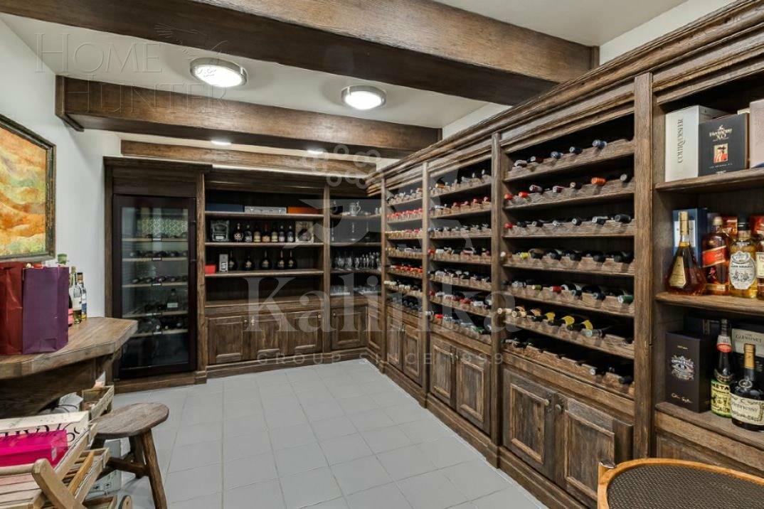 3-этажный коттедж 890.8 м² с отделкой