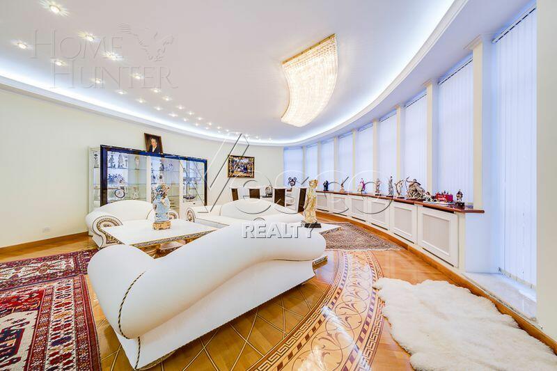 2-этажный коттедж 900 м² с отделкой