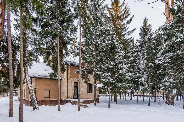 2-этажный коттедж 450 м² с отделкой