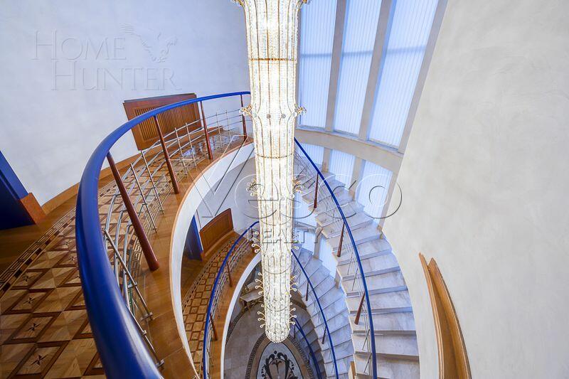 2-этажный коттедж 900 м² с отделкой