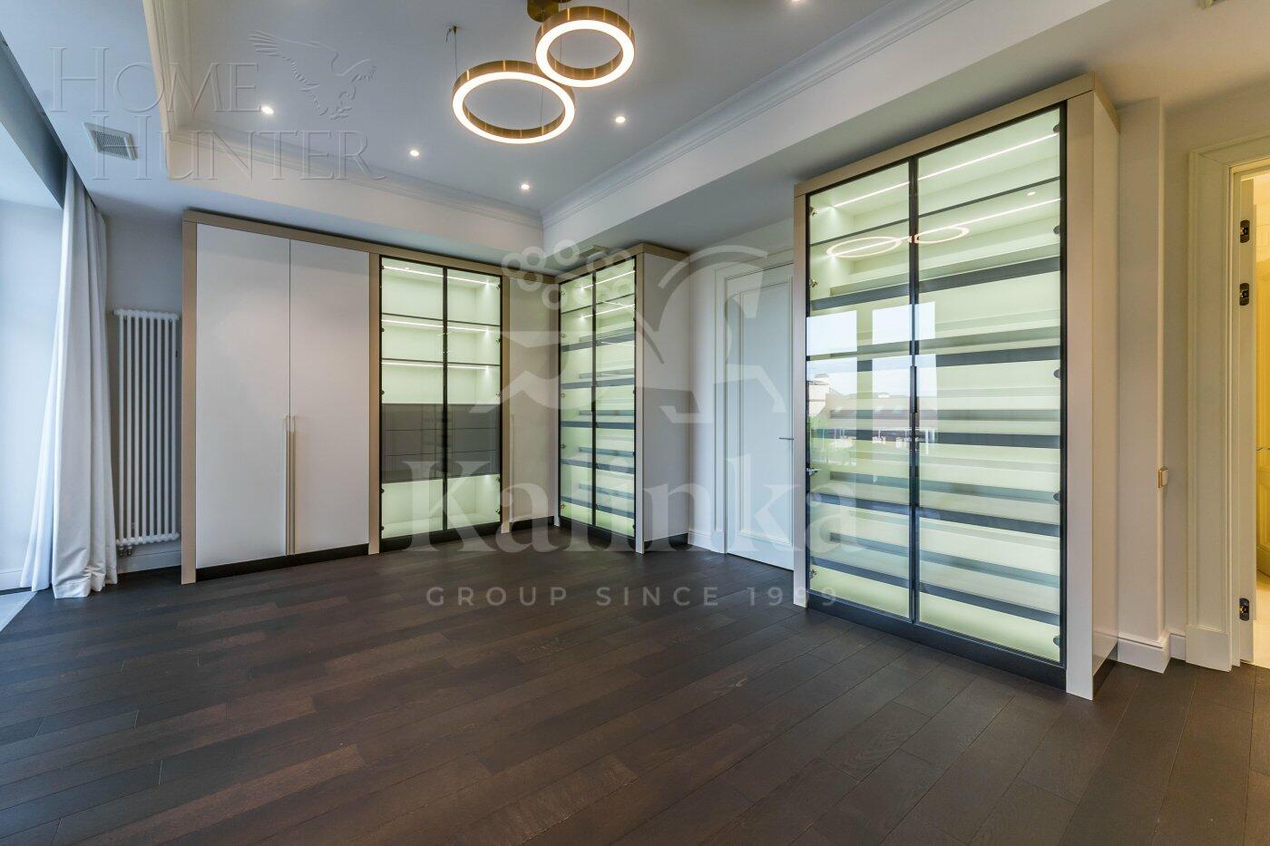 2-этажный коттедж 961 м² с отделкой