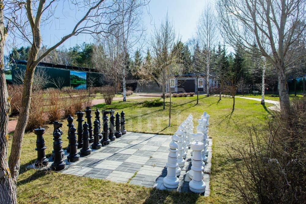 2-этажный коттедж 1 700 м² с отделкой