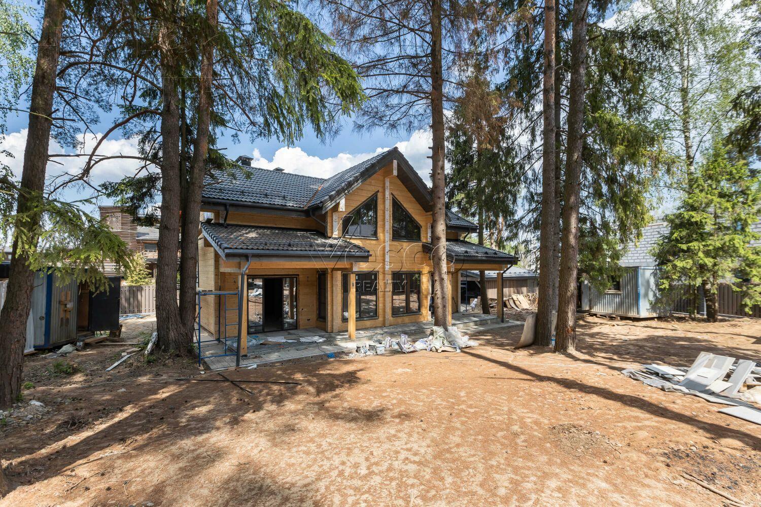 2-этажный коттедж 230 м² без отделки