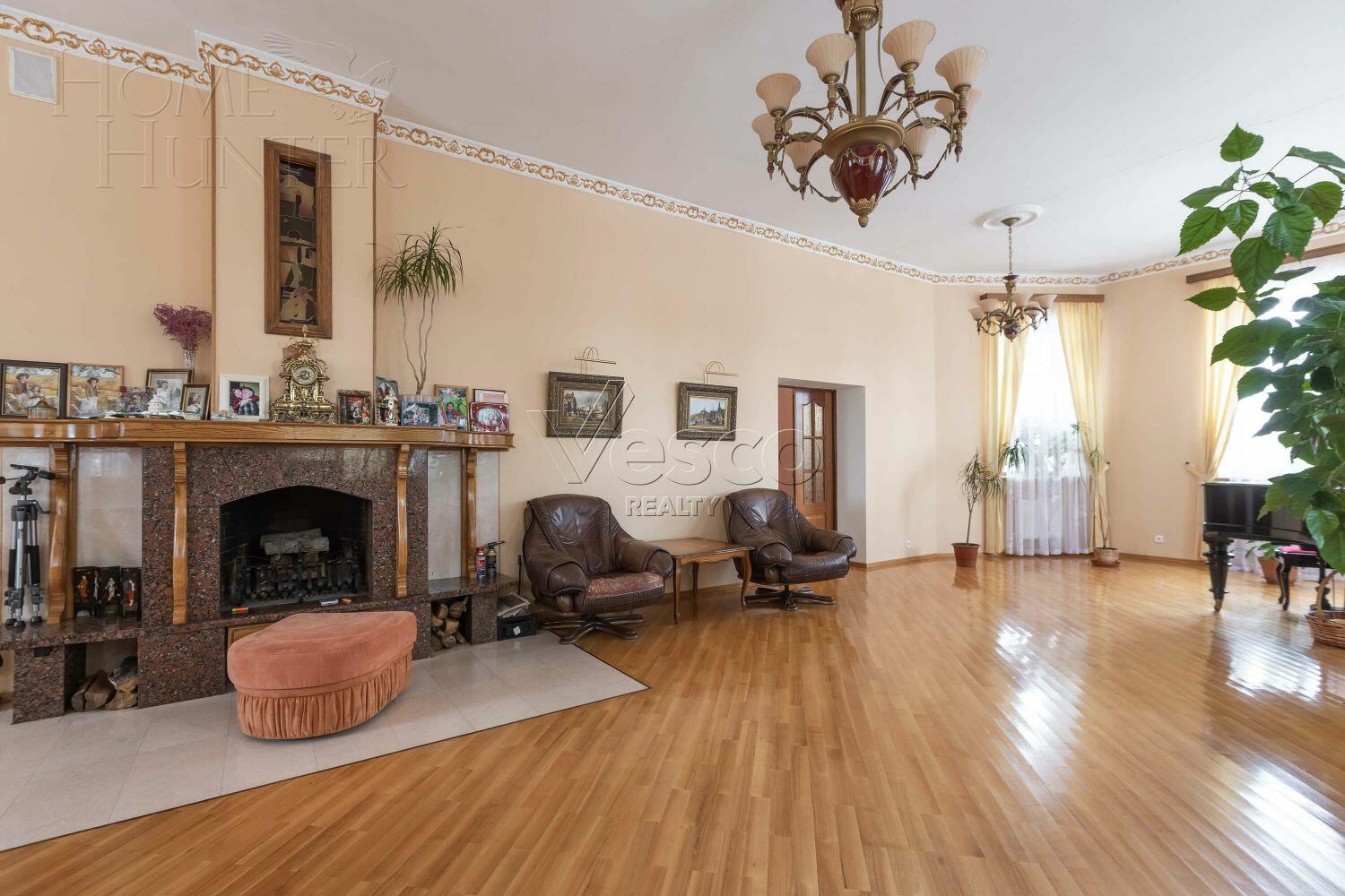 2-этажный коттедж 1 500 м² с отделкой