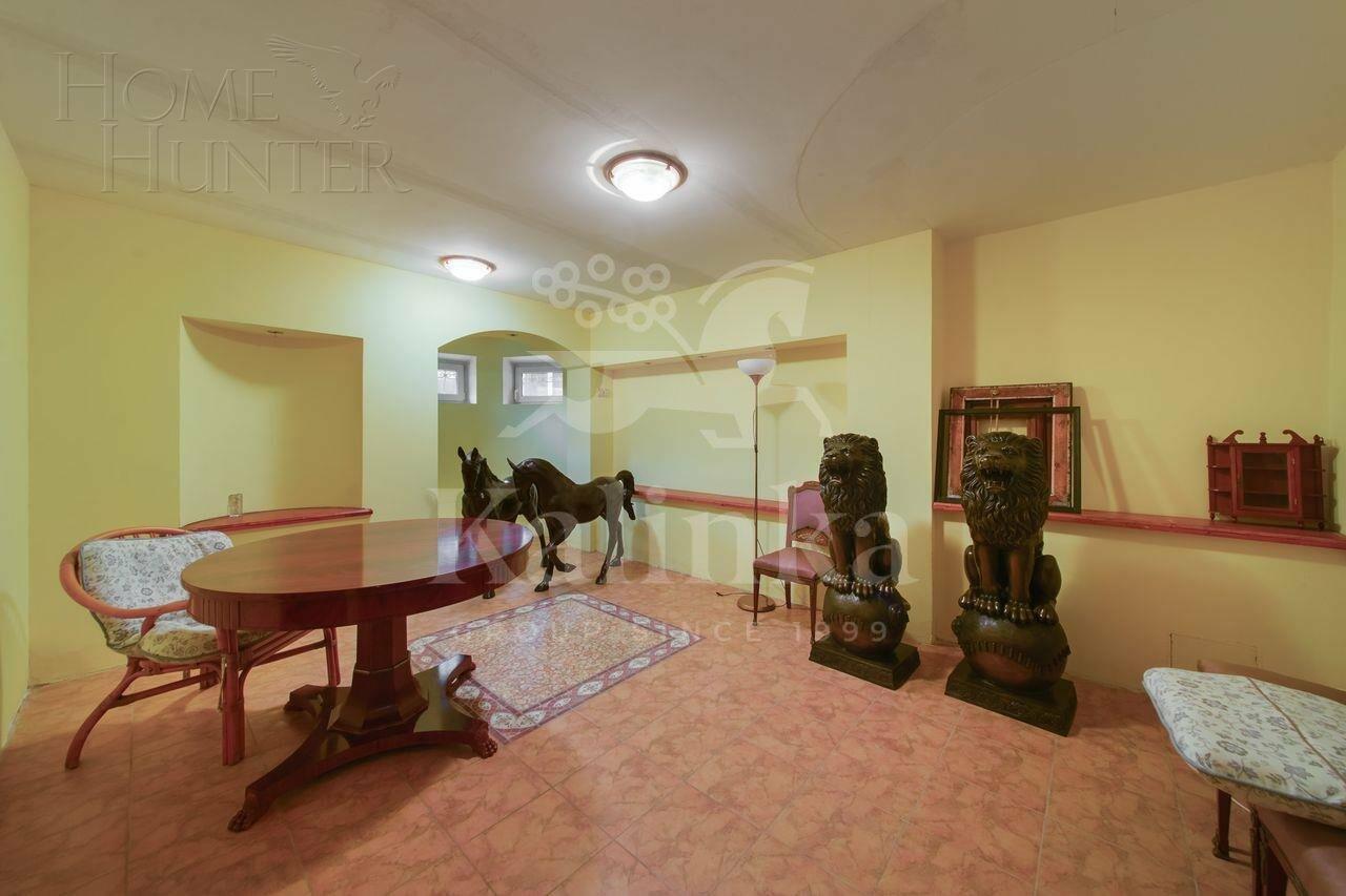 2-этажный коттедж 300 м² с отделкой