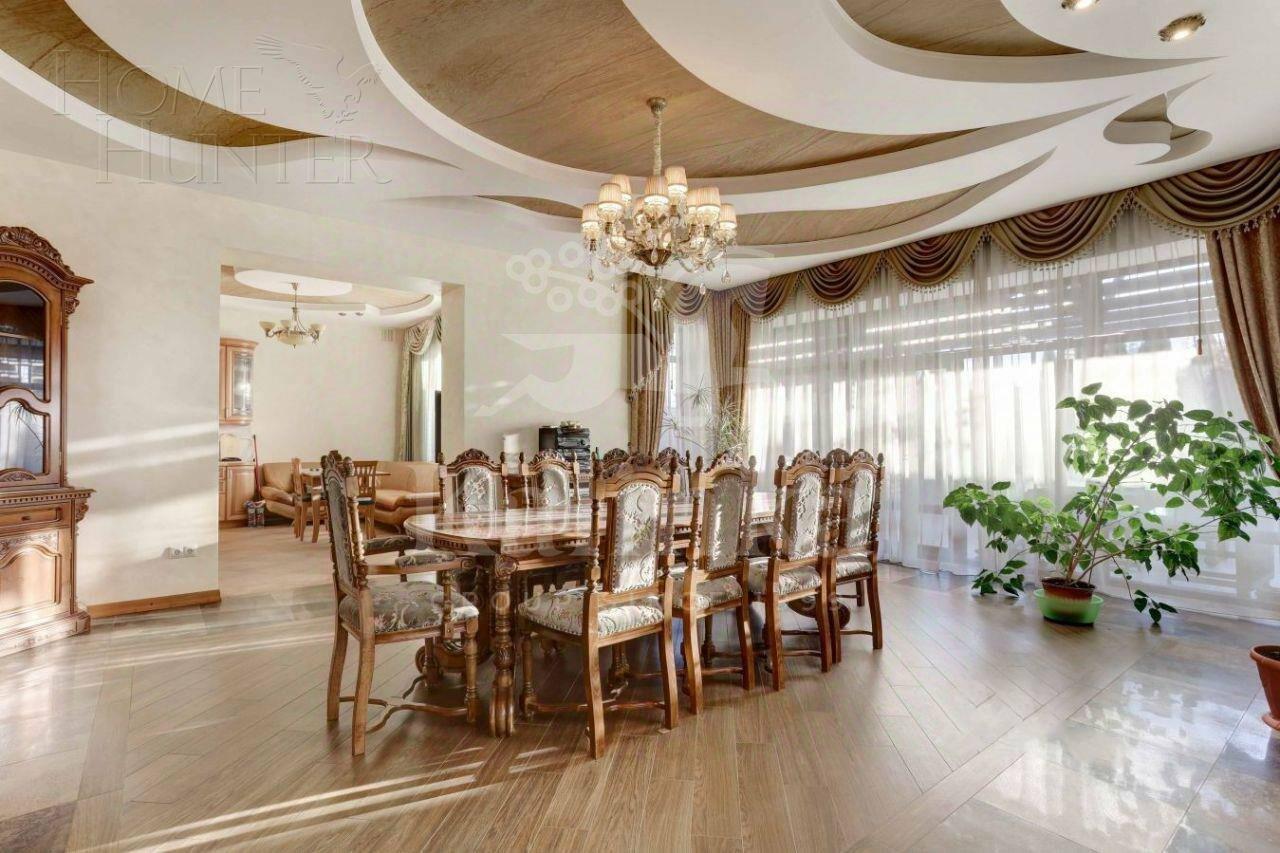 2-этажный коттедж 500 м² с отделкой