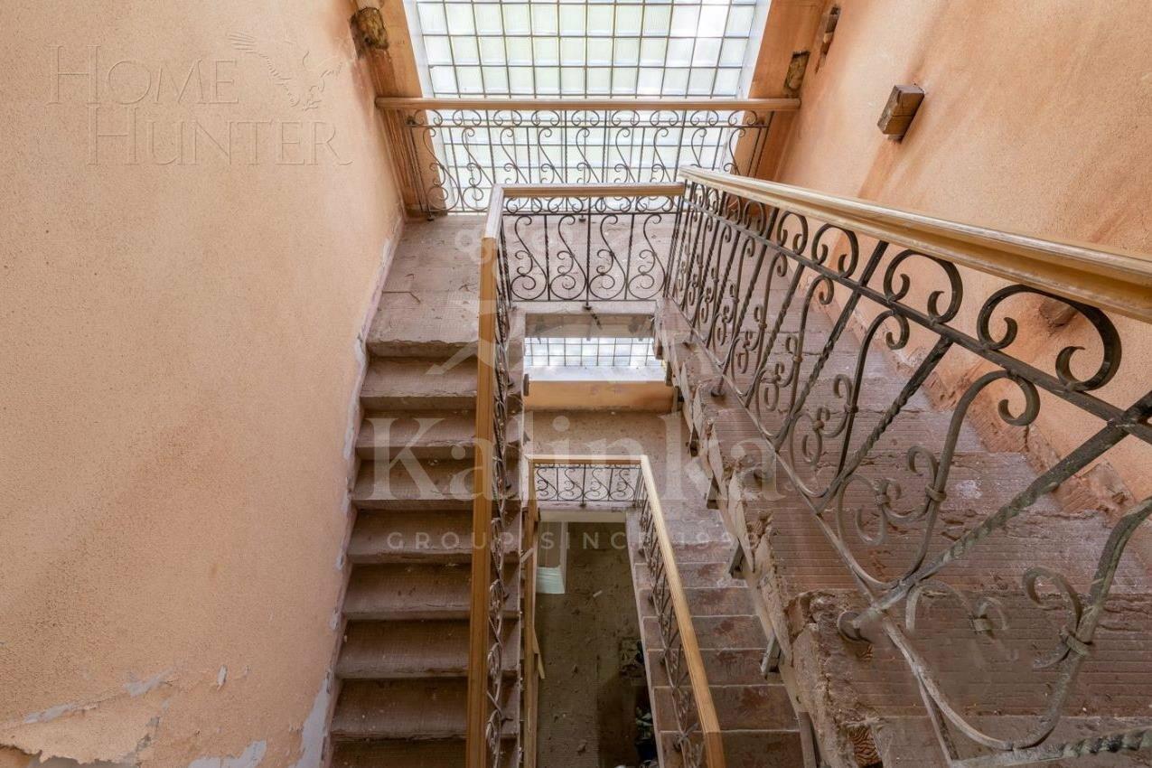 3-этажный коттедж 800 м² без отделки