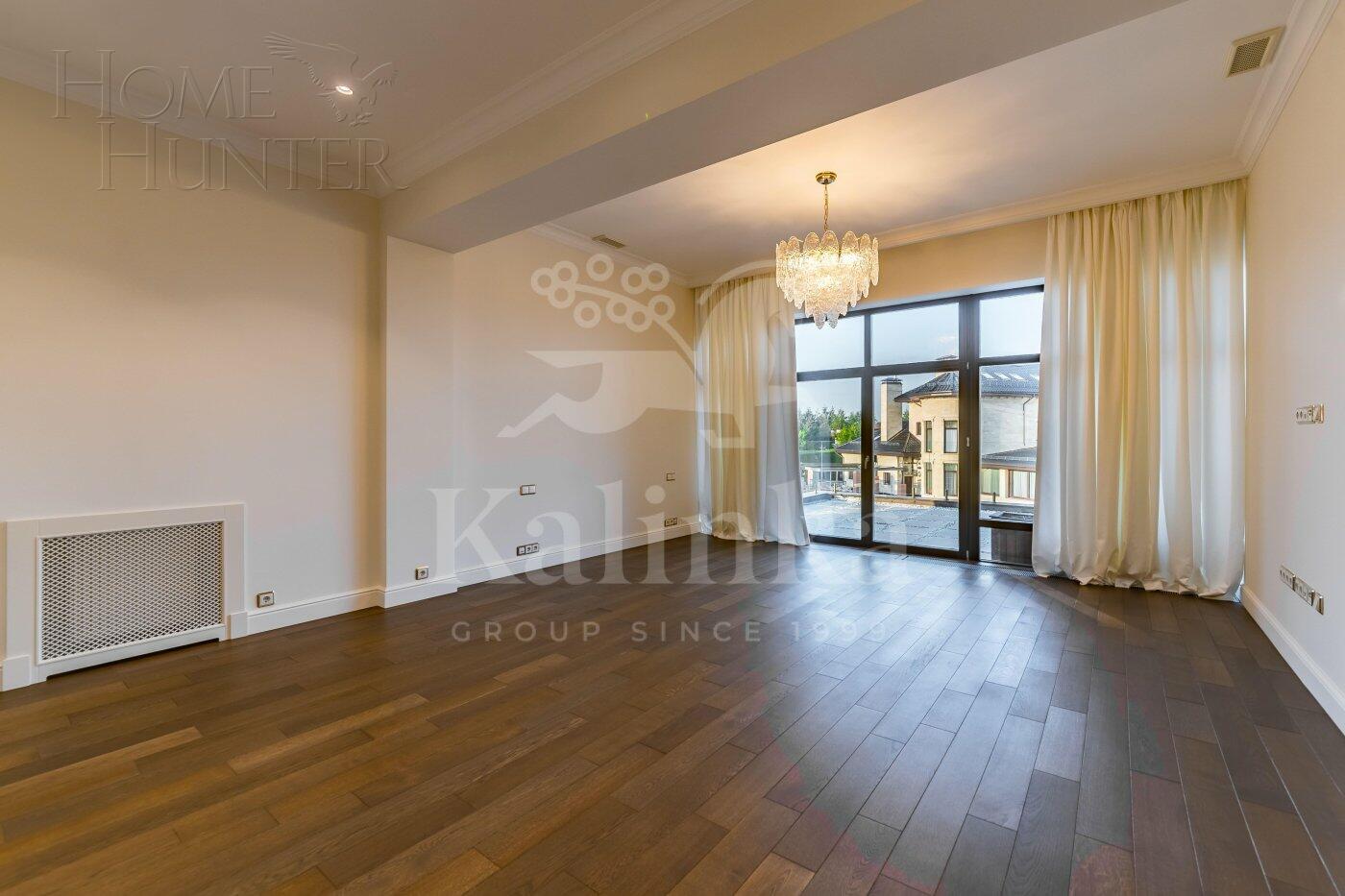 2-этажный коттедж 961 м² с отделкой