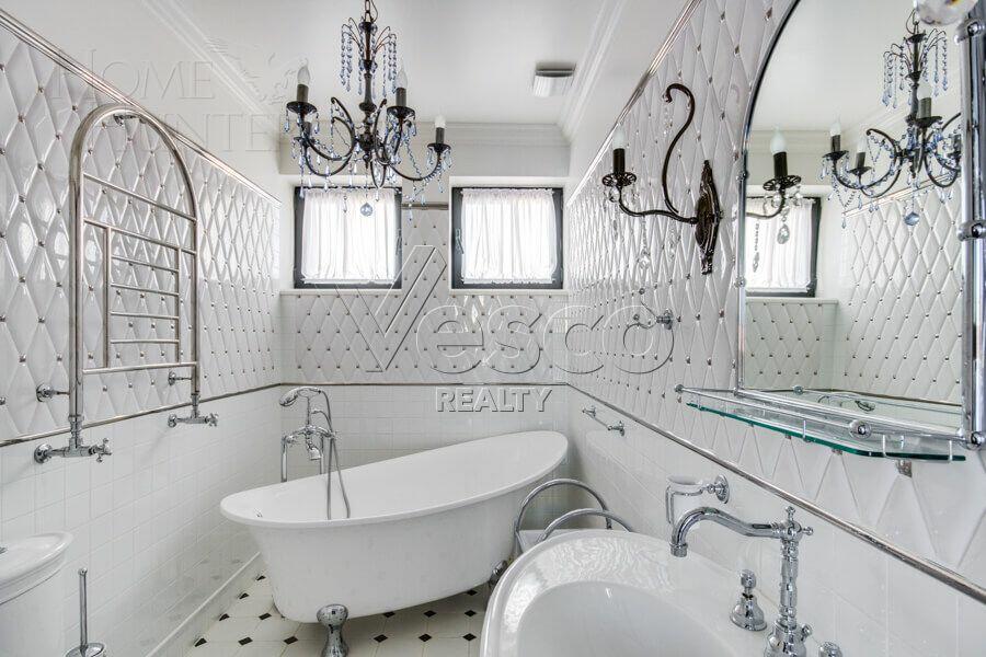 2-этажный коттедж 762 м² с отделкой