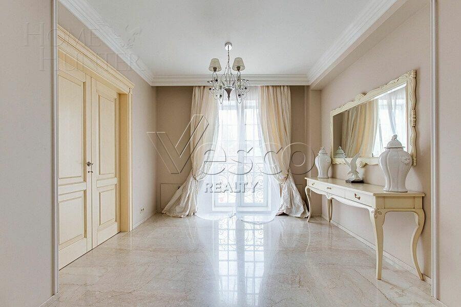 2-этажный коттедж 800 м² с отделкой