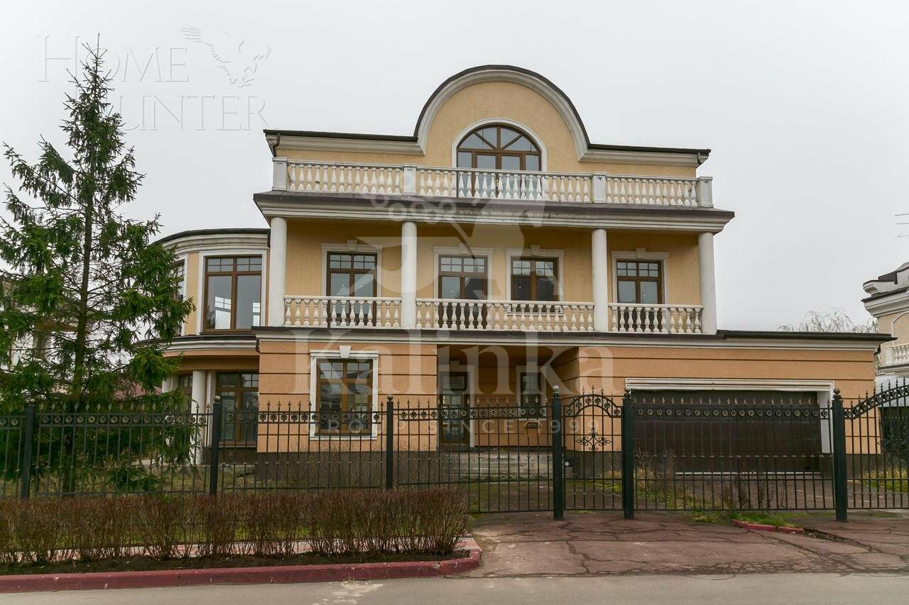 2-этажный коттедж 600 м² без отделки