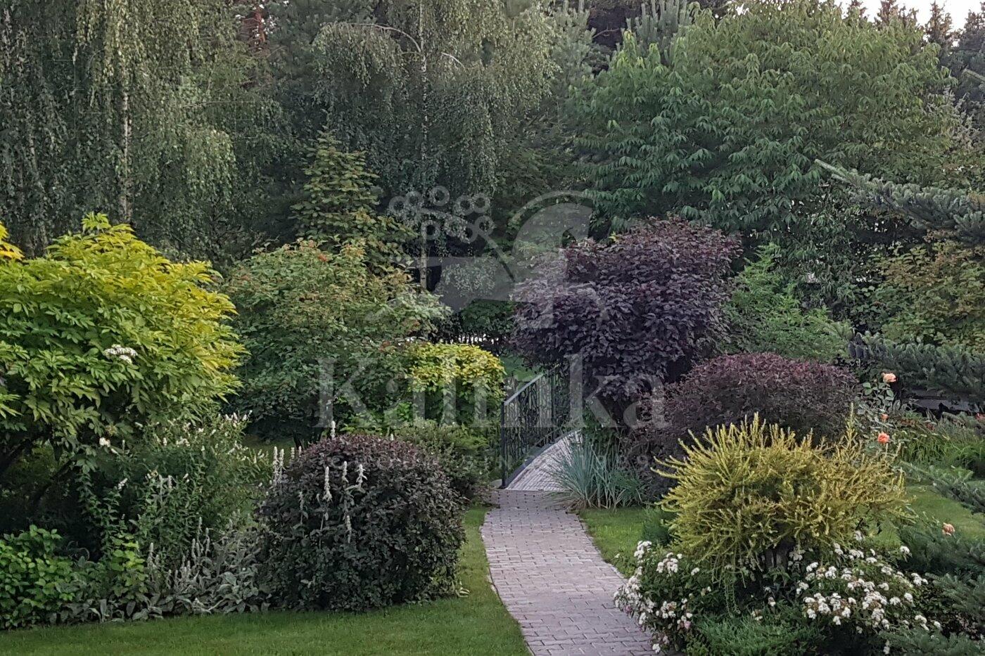 4-этажный коттедж 970 м² с отделкой