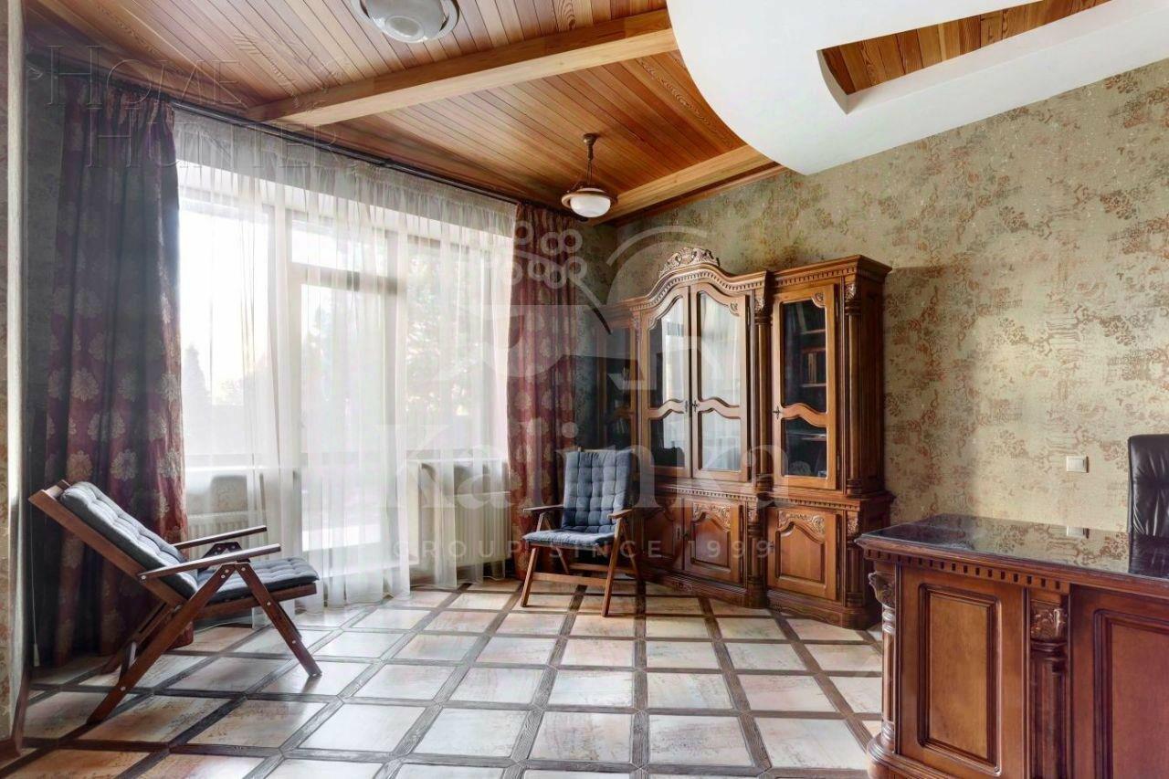 2-этажный коттедж 500 м² с отделкой