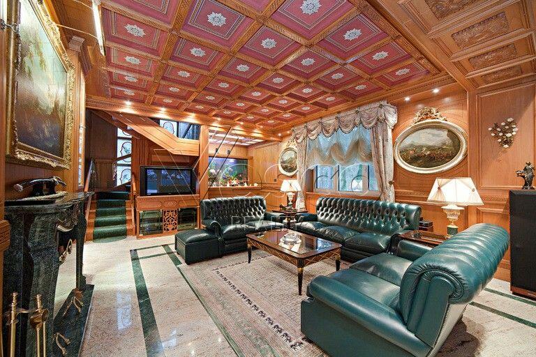 2-этажный коттедж 1 615 м² с отделкой