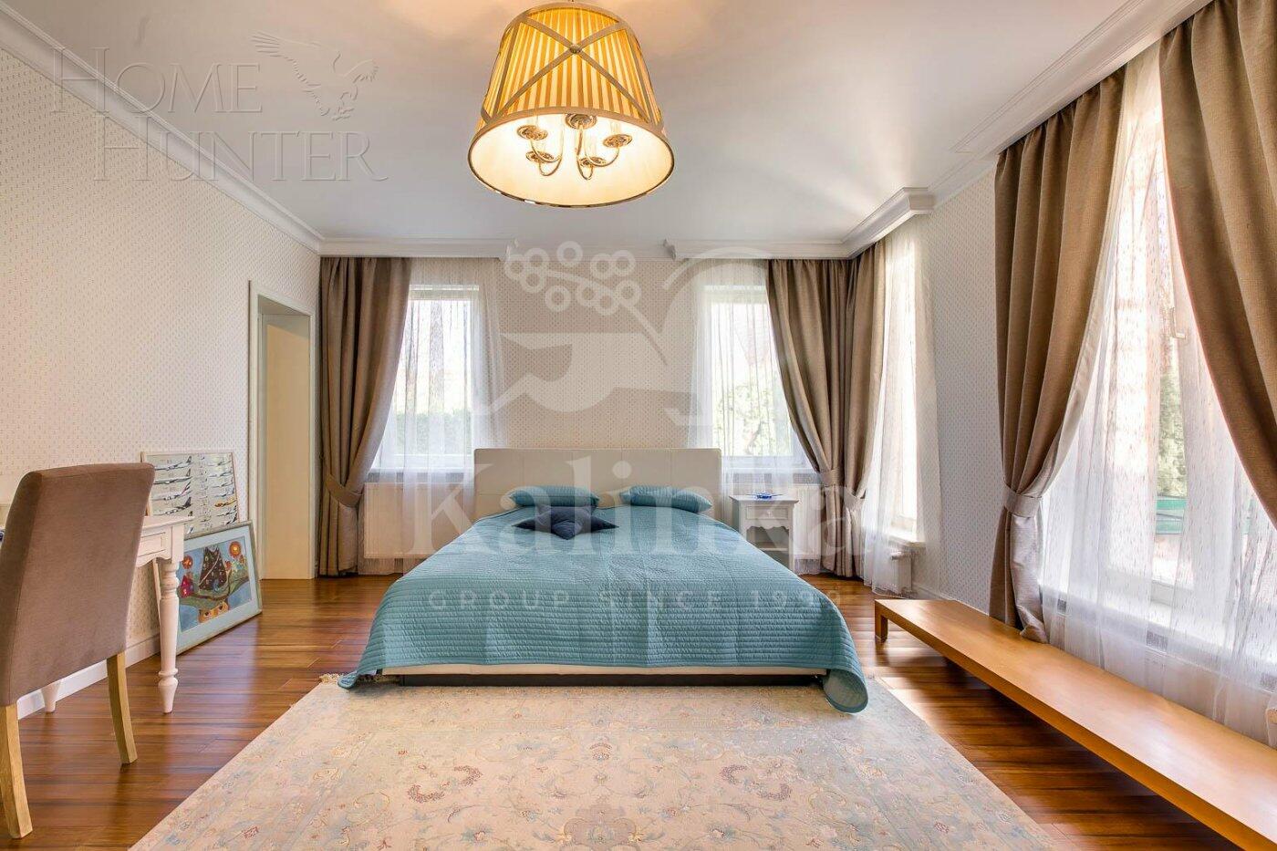 2-этажный коттедж 760 м² с отделкой