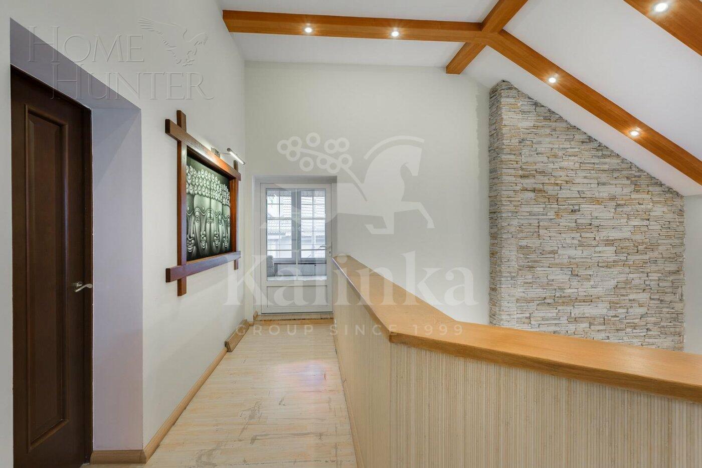 2-этажный коттедж 280 м² с отделкой