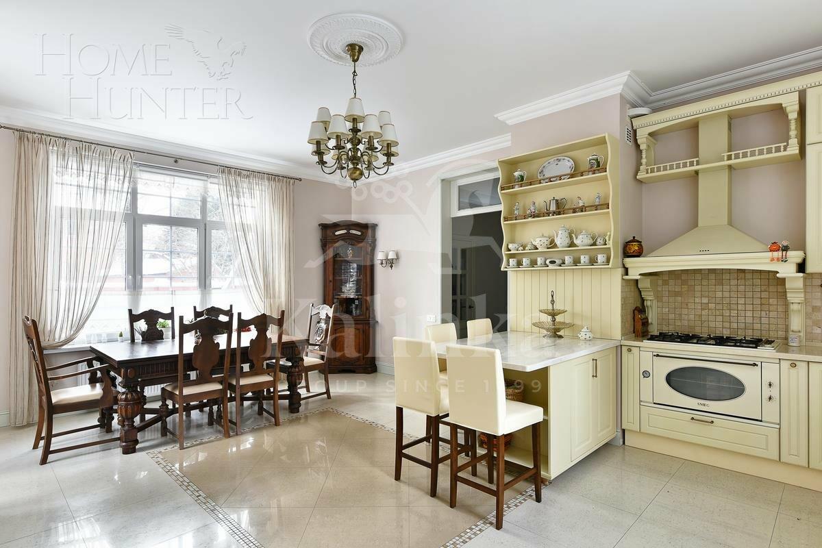 2-этажный коттедж 435 м² с отделкой