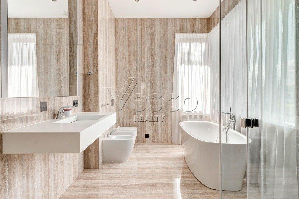 2-этажный коттедж 438 м² с отделкой