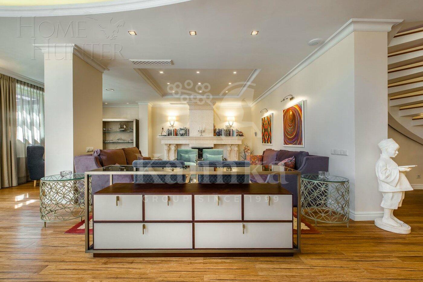 2-этажный коттедж 760 м² с отделкой