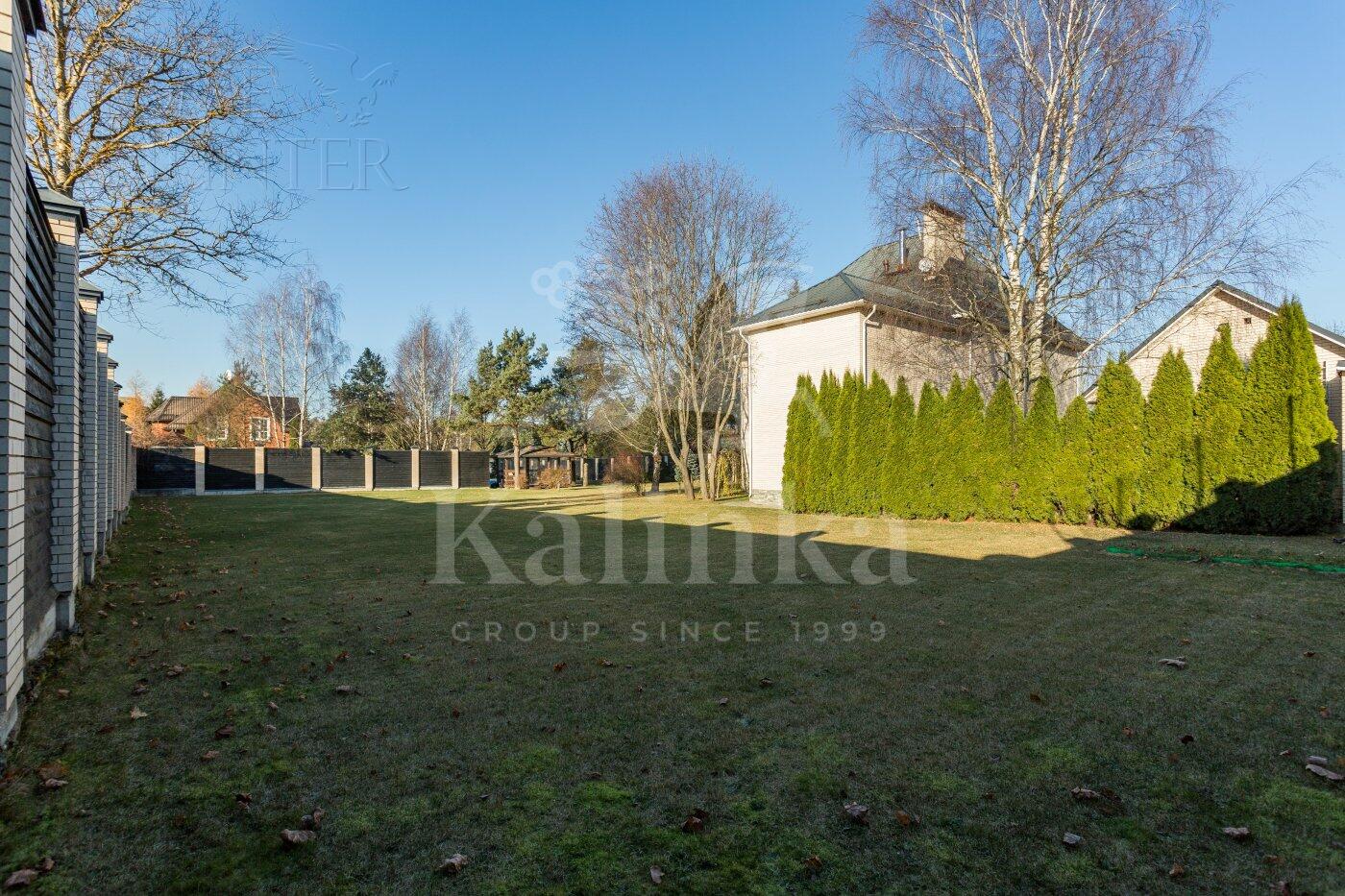 3-этажный коттедж 580 м² с отделкой