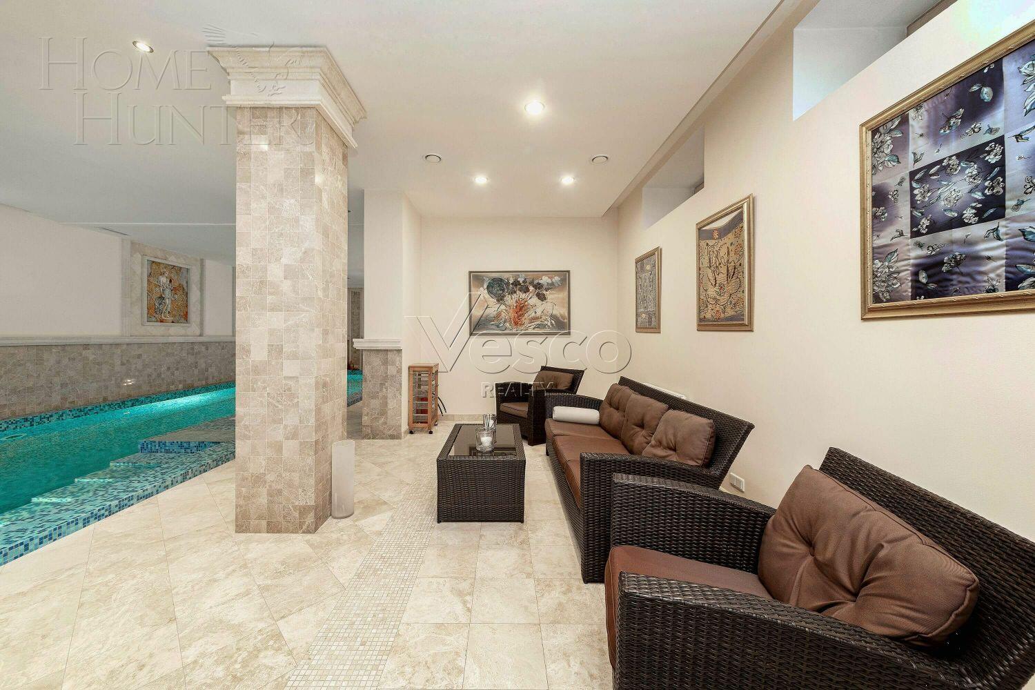 2-этажный коттедж 980 м² с отделкой