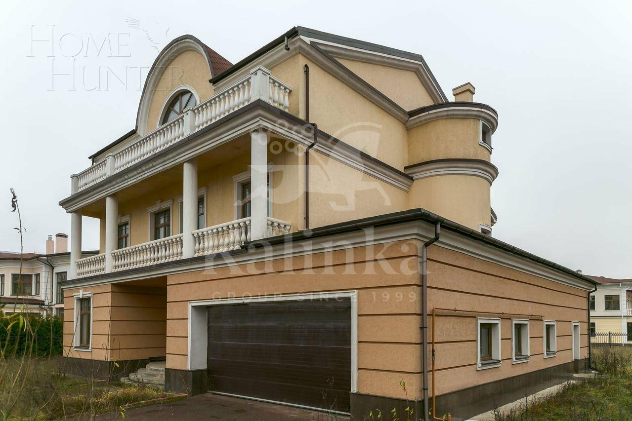 2-этажный коттедж 600 м² без отделки