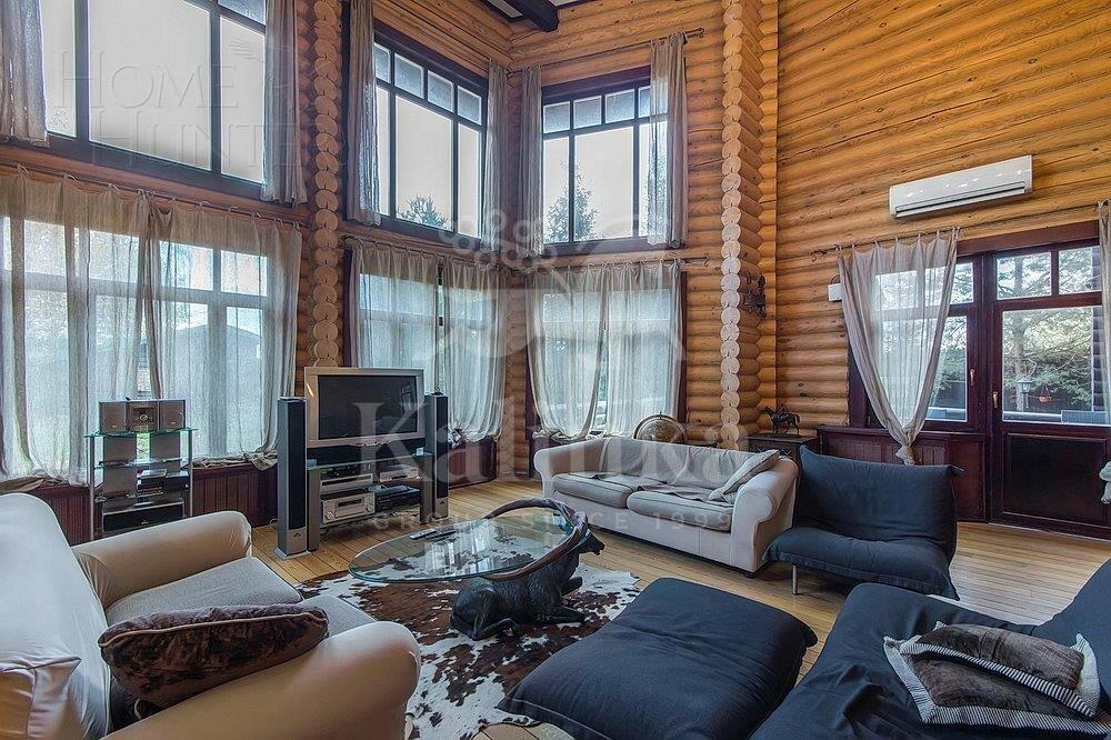 3-этажный коттедж 700 м² с отделкой