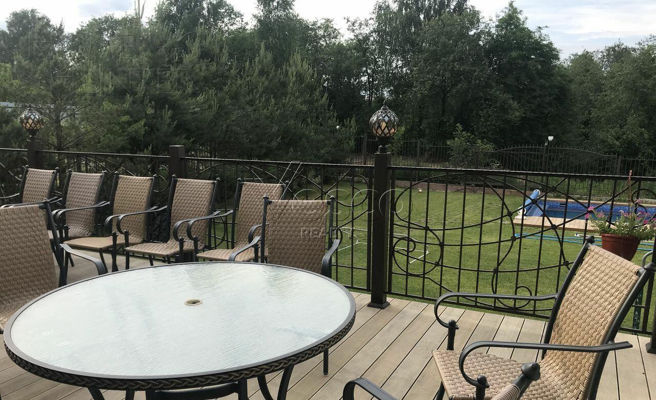 3-этажный коттедж 750 м² с отделкой