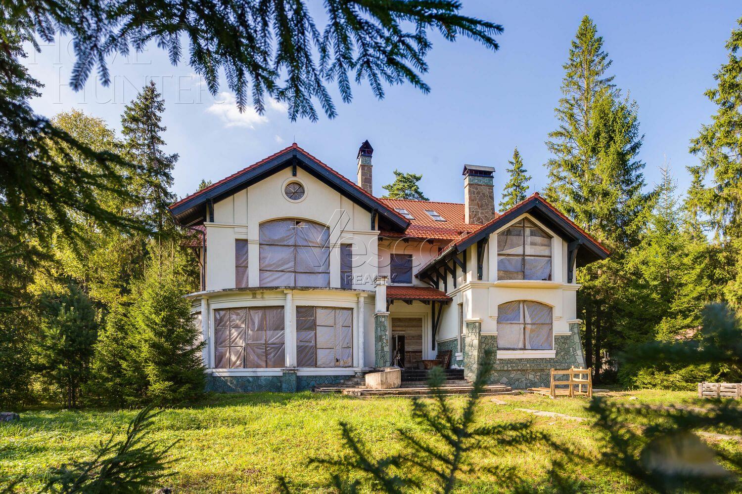 2-этажный коттедж 1 200 м² без отделки