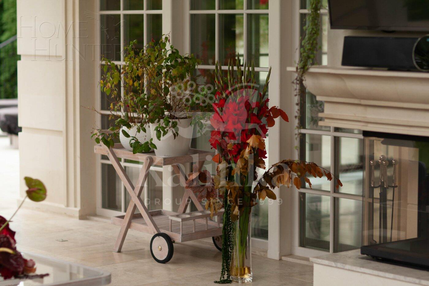 2-этажный коттедж 1 153 м² с отделкой