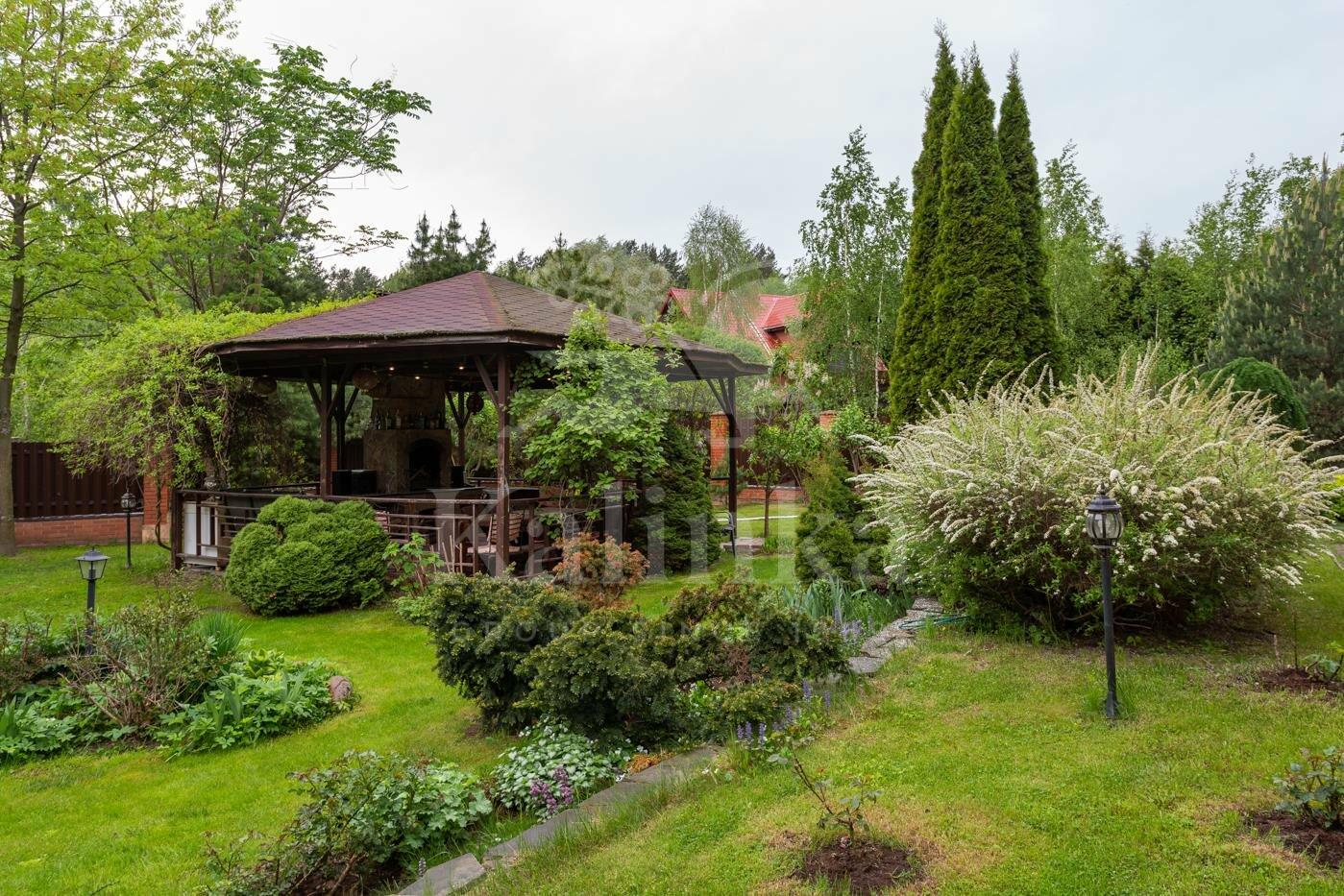 2-этажный коттедж 550 м² с отделкой