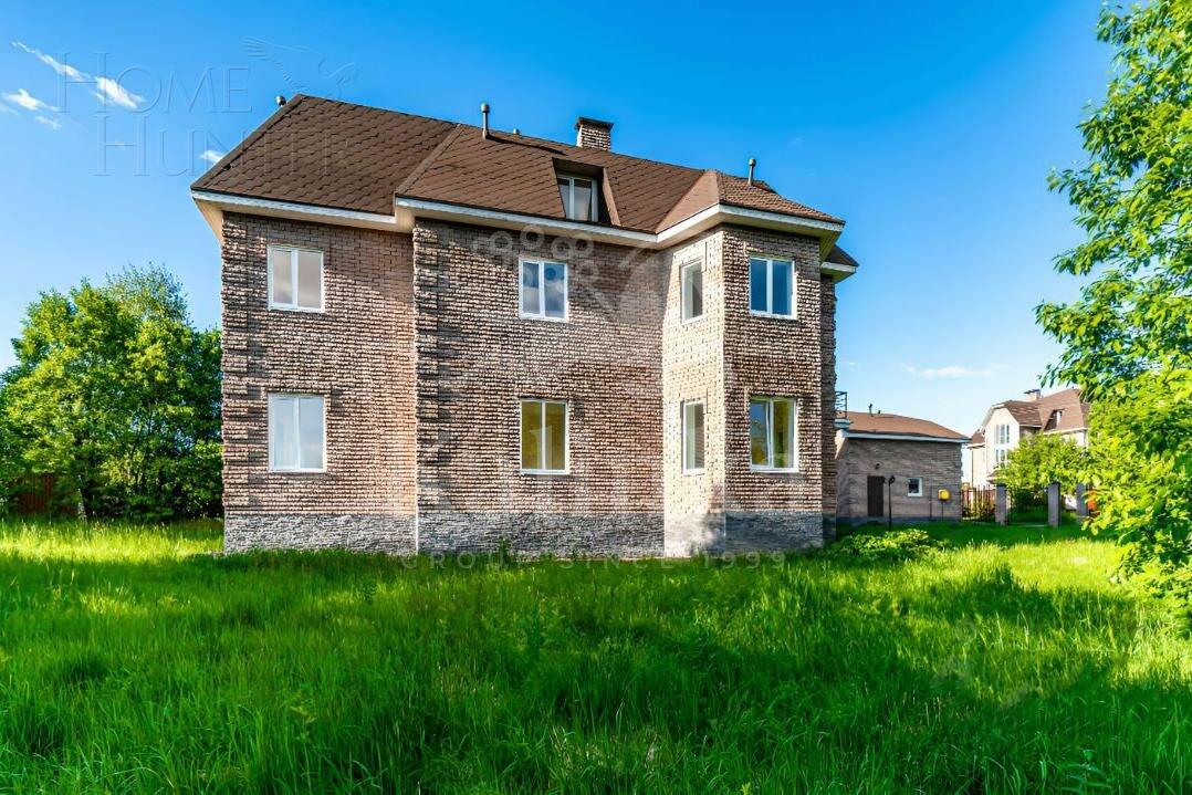 3-этажный коттедж 372 м² с отделкой