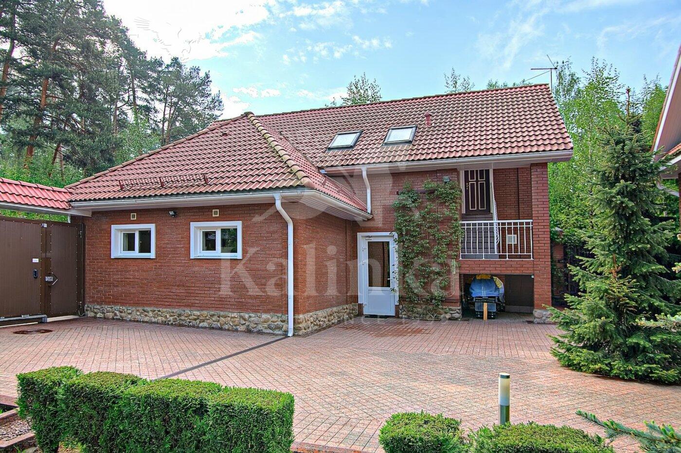 2-этажный коттедж 765 м² с отделкой