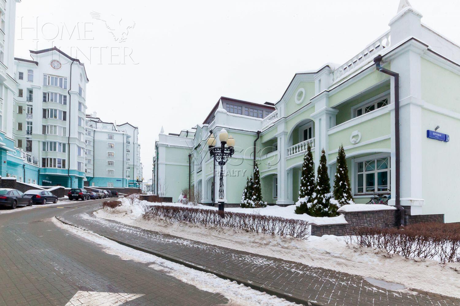 4-УРОВНЕВЫЙ ТАУНХАУС С ОТДЕЛКОЙ 610 М² НА 1 ЭТАЖЕ