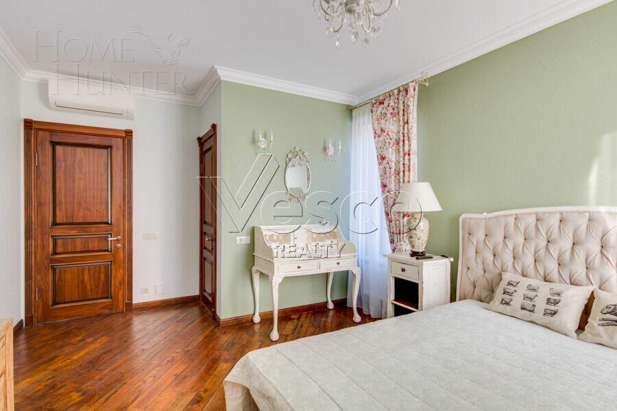 2-этажный коттедж 762 м² с отделкой