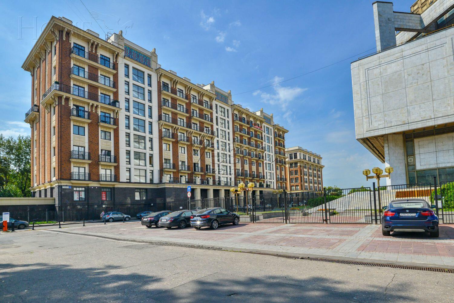 4-КОМН. КВАРТИРА БЕЗ ОТДЕЛКИ 224.6 М² НА 2 ЭТАЖЕ
