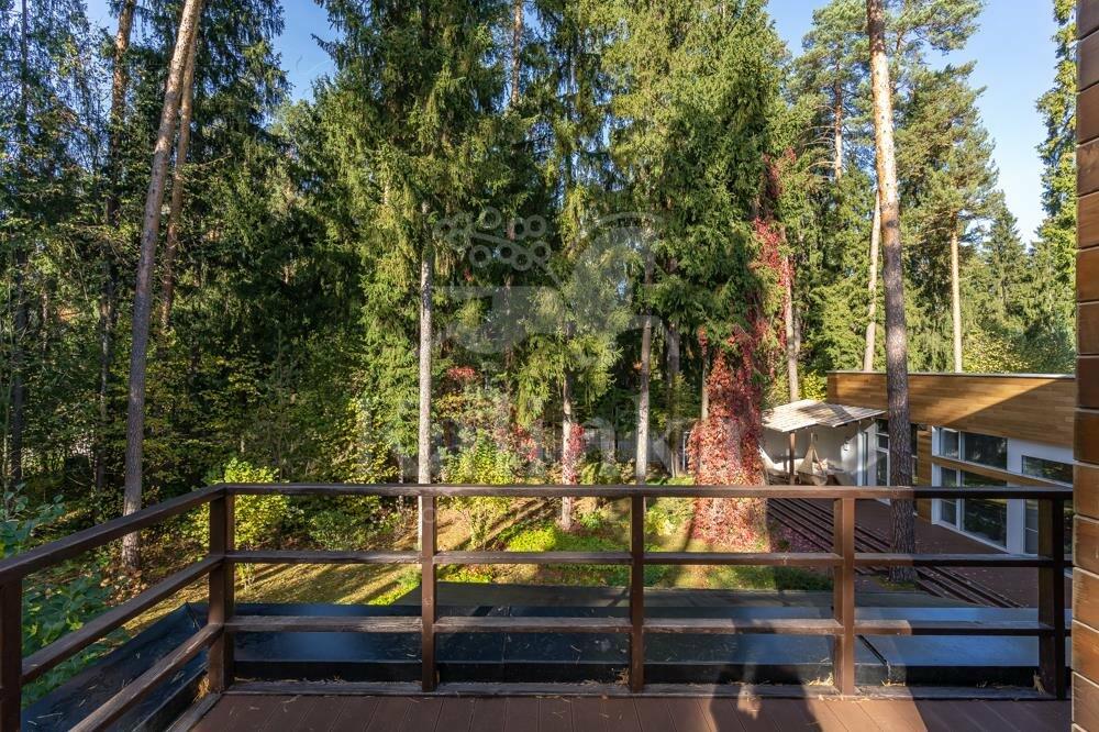 2-этажный коттедж 1 328 м² с отделкой