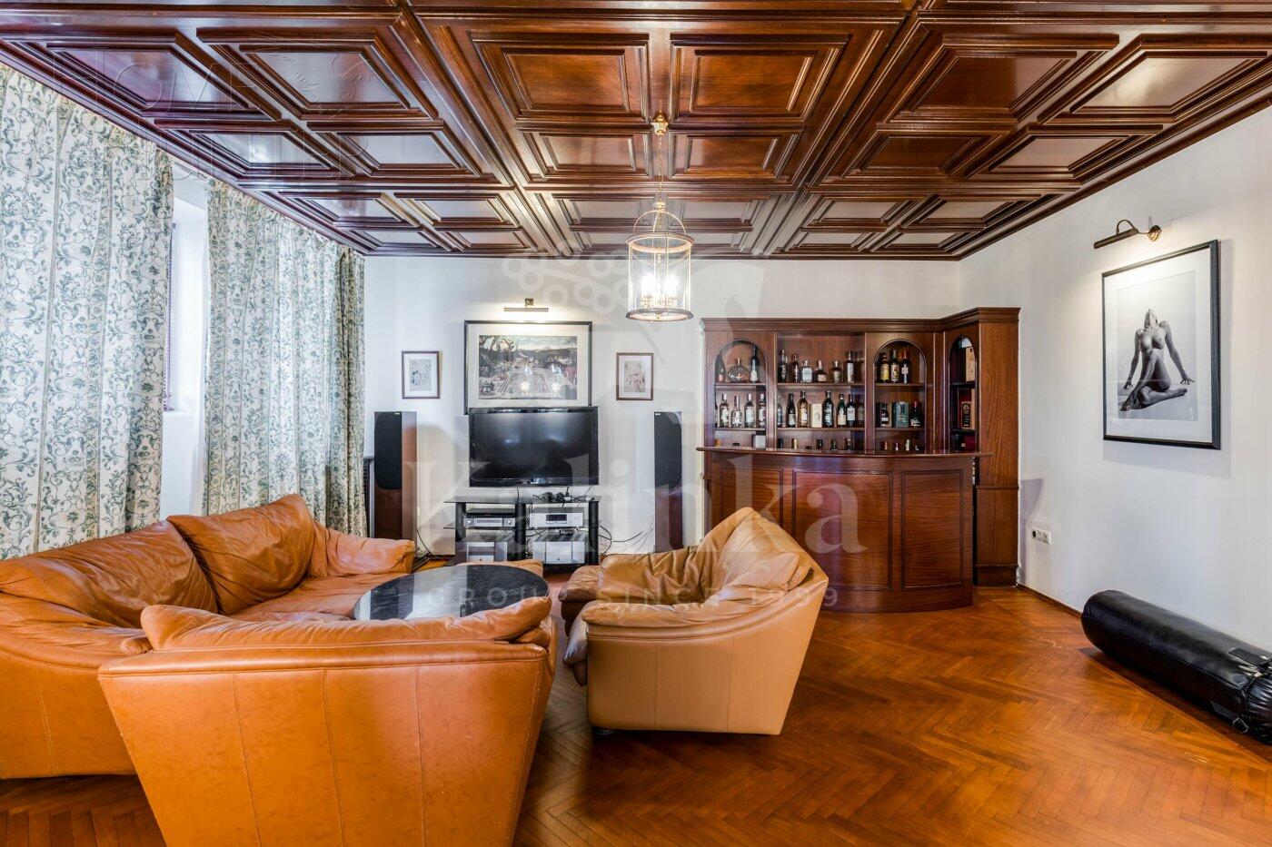 2-этажный коттедж 750 м² с отделкой