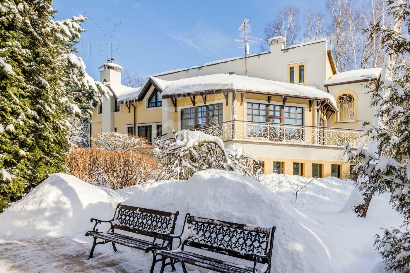 2-этажный коттедж 750 м² с отделкой