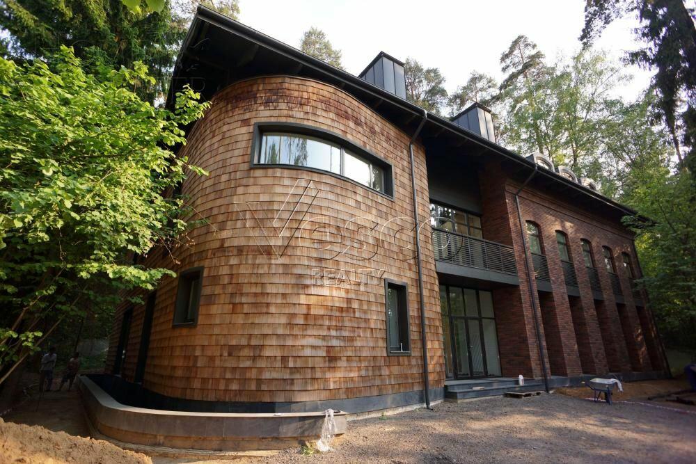 2-этажный коттедж 800 м² с отделкой