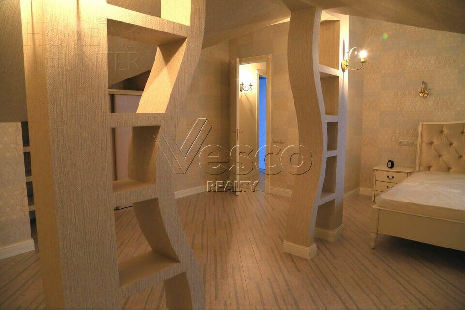 2-этажный коттедж 650 м² с отделкой