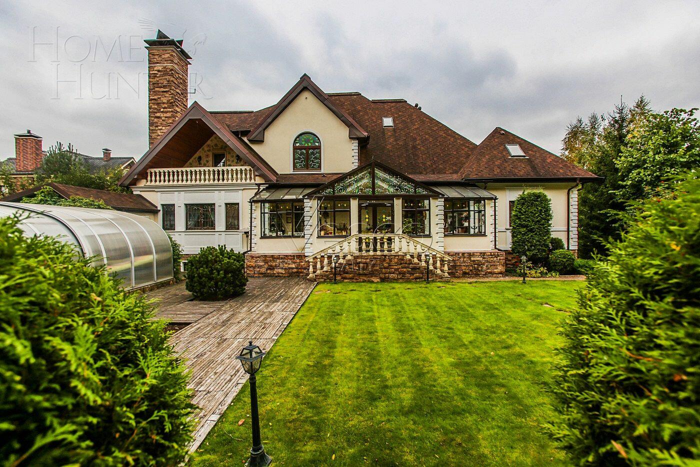 2-этажный коттедж 720 м² с отделкой