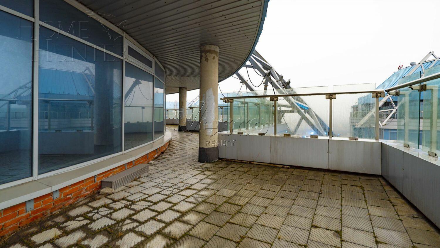 3-УРОВНЕВЫЙ ПЕНТХАУС БЕЗ ОТДЕЛКИ 738.87 М² НА 28 ЭТАЖЕ