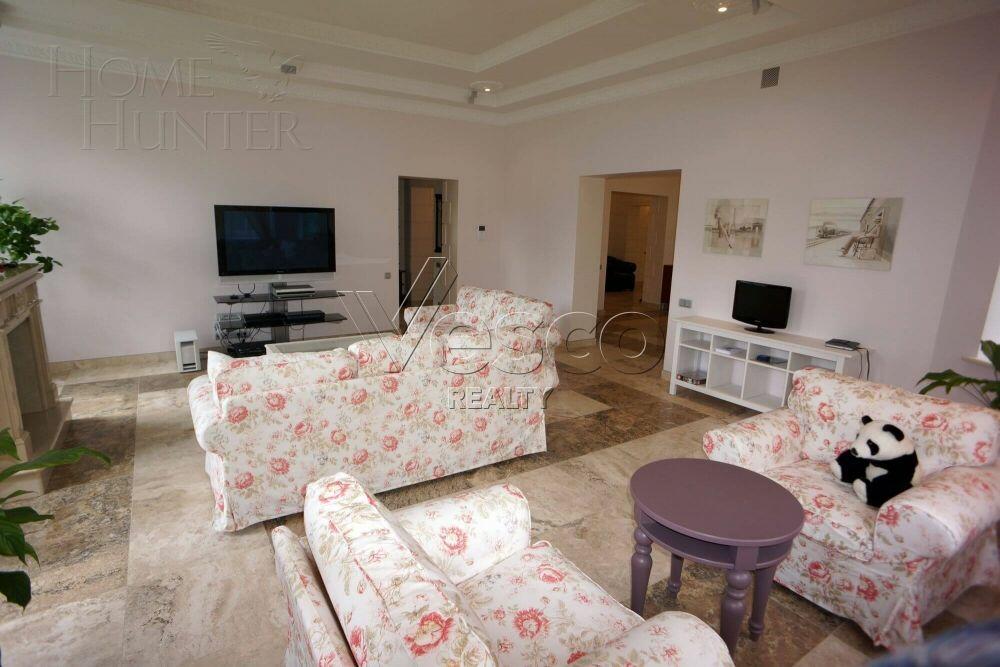 2-этажный коттедж 850 м² с отделкой