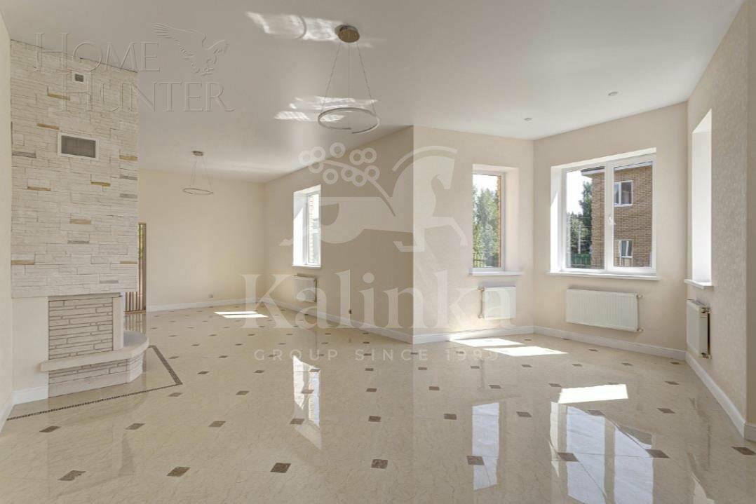 3-этажный коттедж 372 м² с отделкой