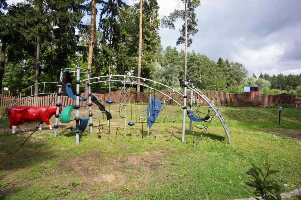 2-этажный коттедж 850 м² с отделкой