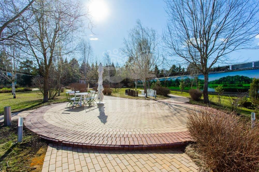 2-этажный коттедж 1 700 м² с отделкой