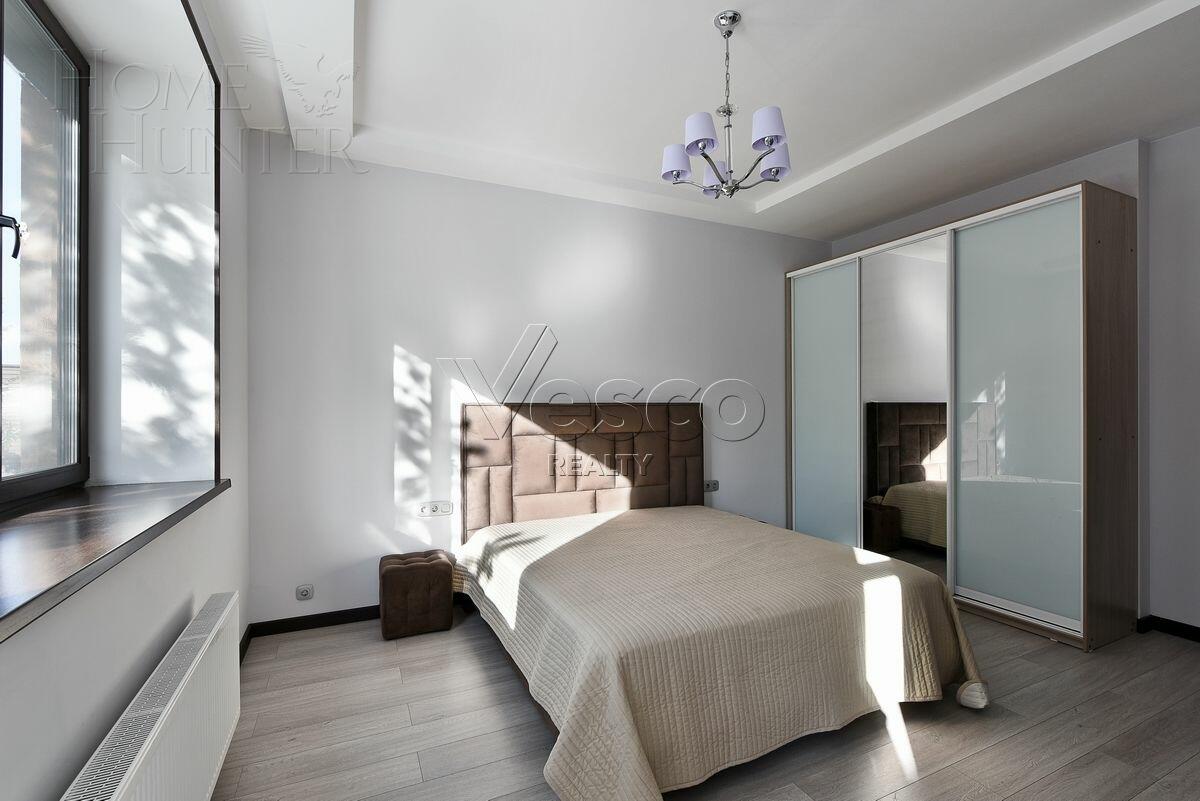 2-этажный коттедж 450 м² с отделкой